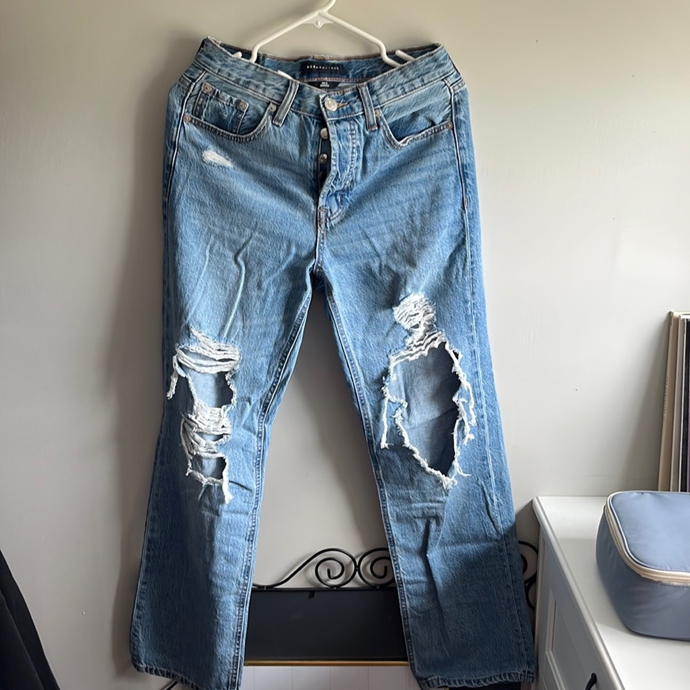 Distressed 90s baggy jeans from Aéropostale